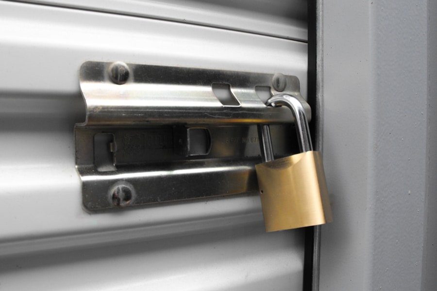 Contenedor marítimo usado con puerta enrollable de 10 pies