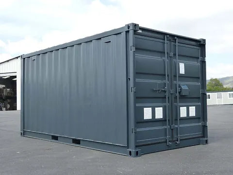 CONTENEDOR DE 15 PIES CON INSTALACIÓN ELÉCTRICA, REJILLAS DE VENTILACIÓN Y BLOQUEO DE LLAVE